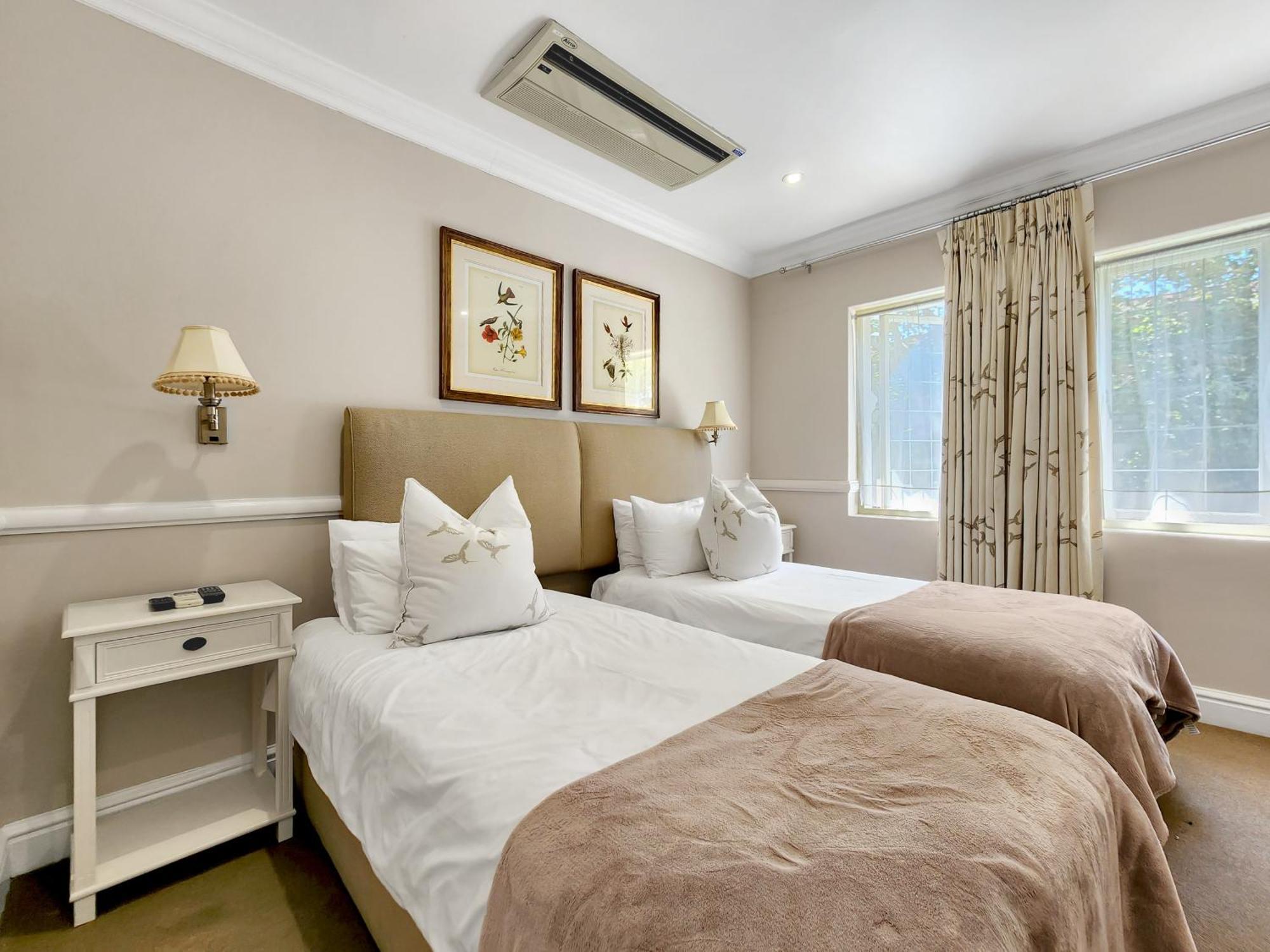 Roodenburg House Hotel Cape Town Exterior photo